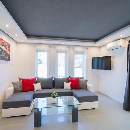 Evergreen Apartment Siófok