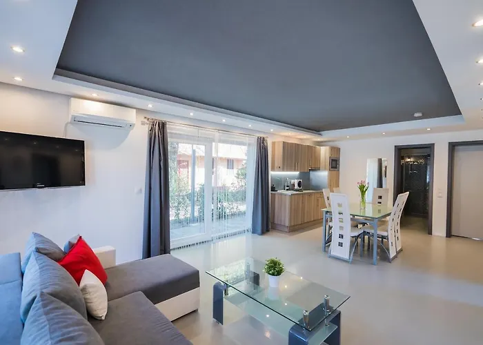 アパート Evergreen シオーフォク