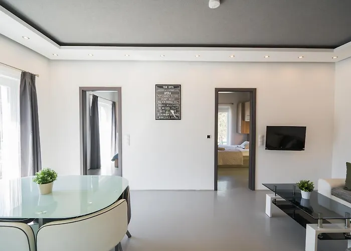 アパート Evergreen シオーフォク